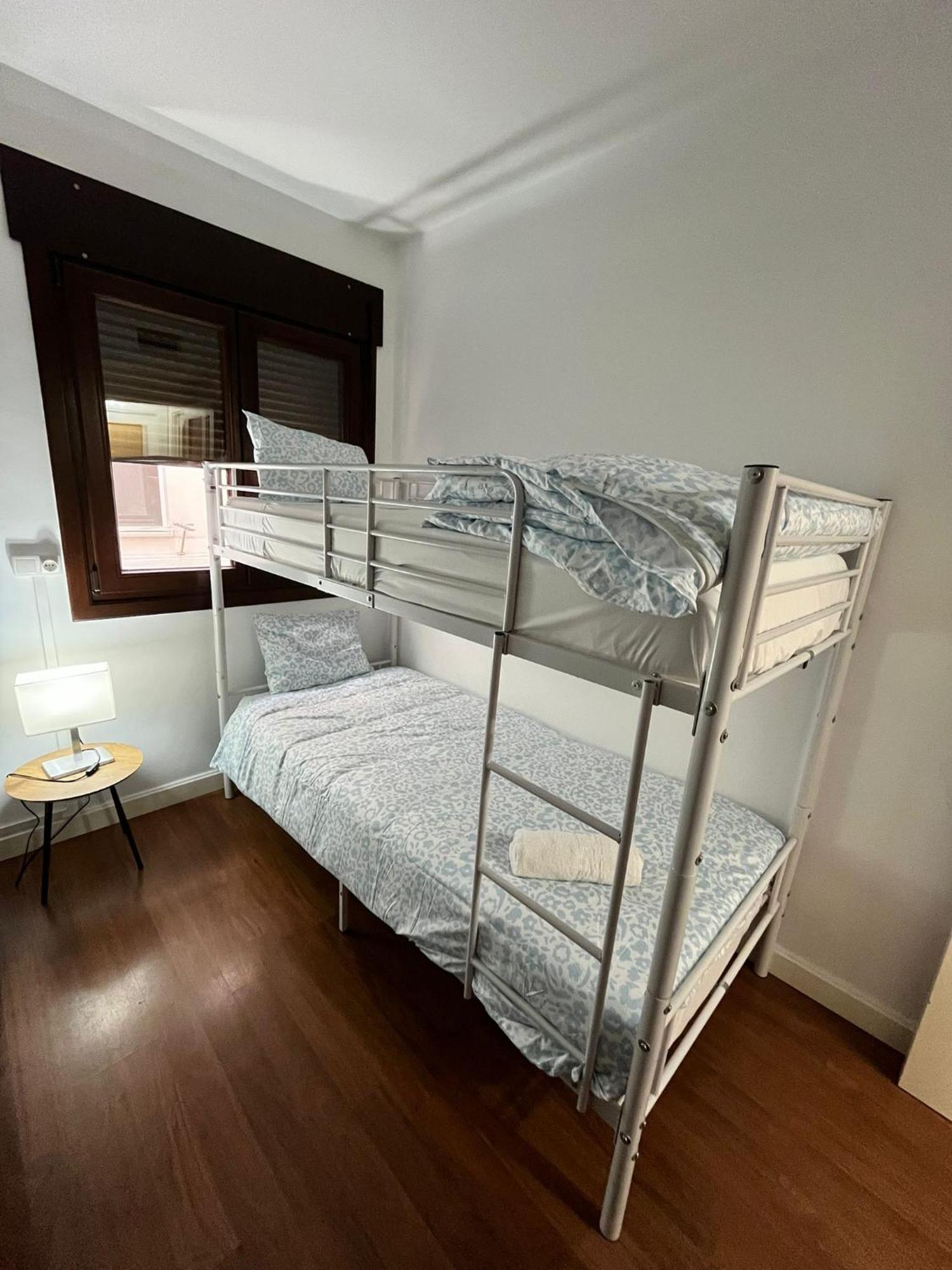 El Torcal Luxury Apartment With Free Parking Malaga Exterior photo