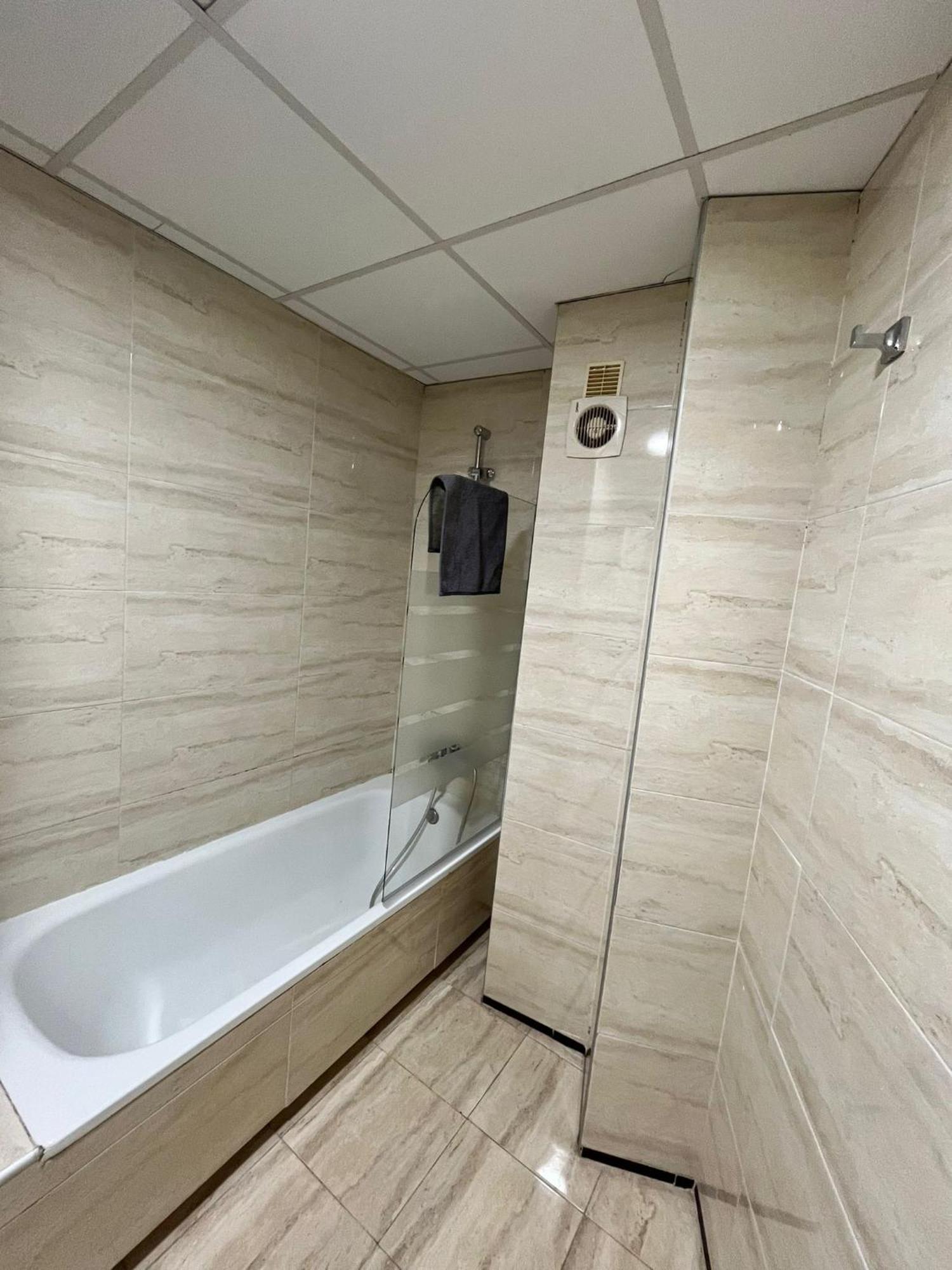 El Torcal Luxury Apartment With Free Parking Malaga Exterior photo