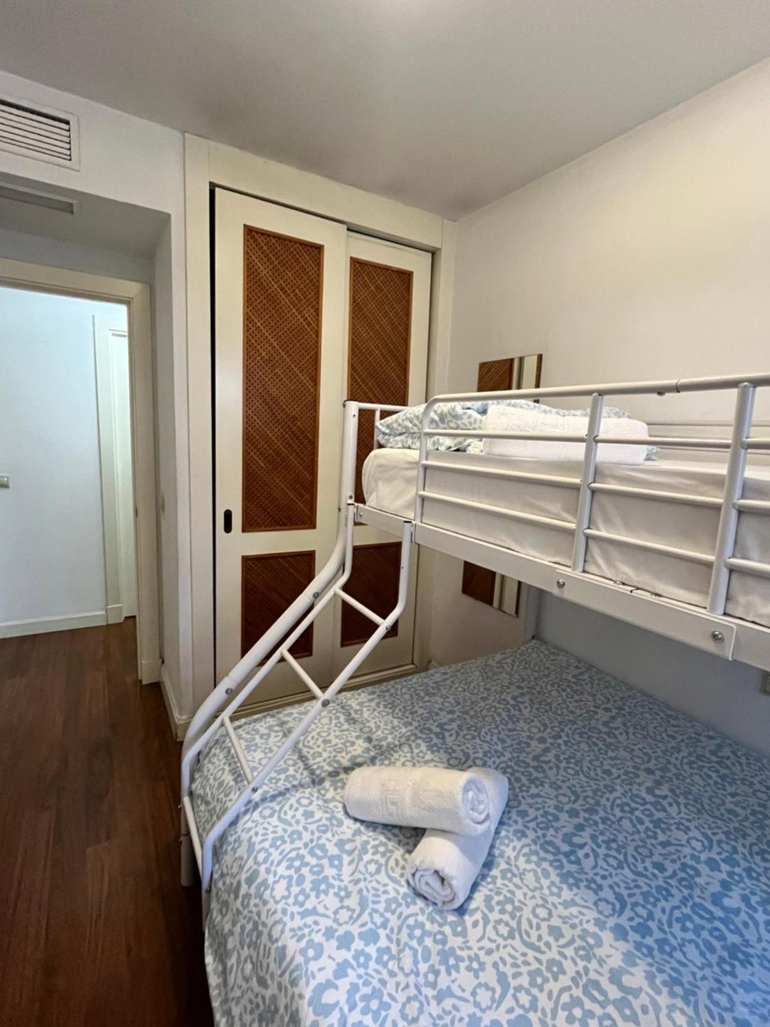 El Torcal Luxury Apartment With Free Parking Malaga Exterior photo