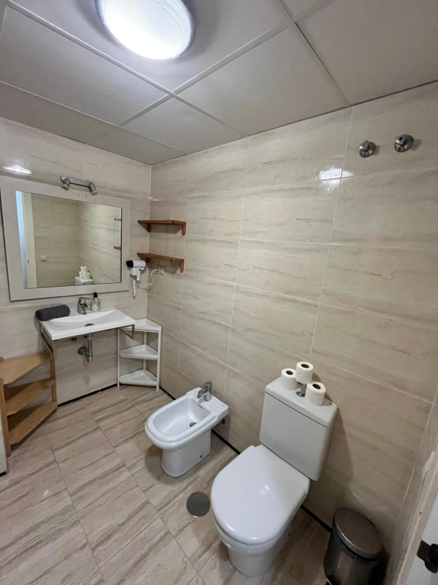 El Torcal Luxury Apartment With Free Parking Malaga Exterior photo