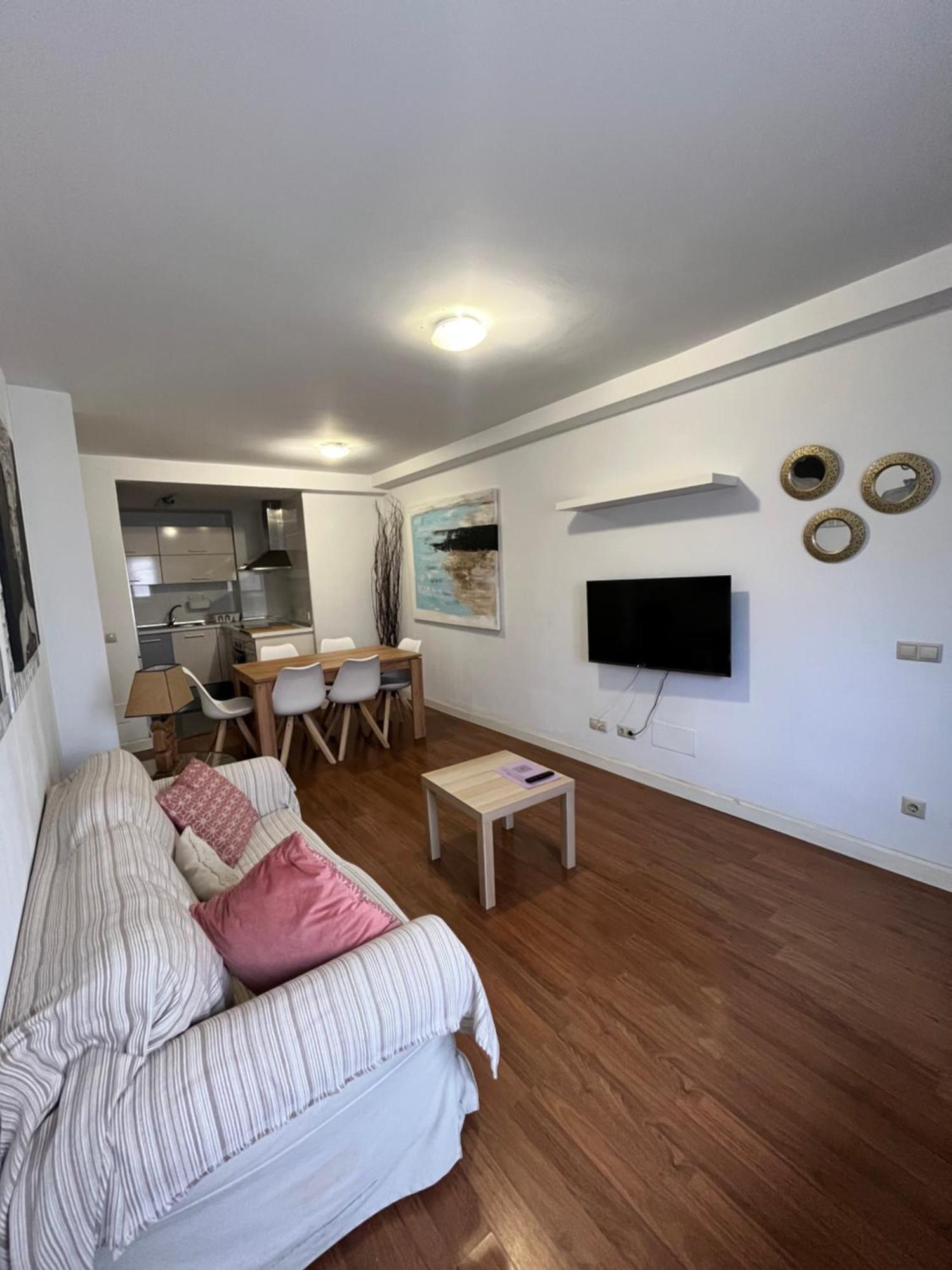 El Torcal Luxury Apartment With Free Parking Malaga Exterior photo