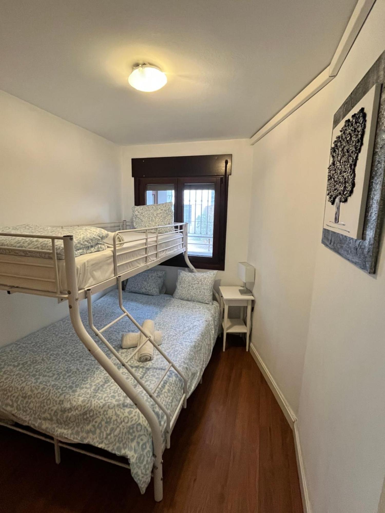 El Torcal Luxury Apartment With Free Parking Malaga Exterior photo